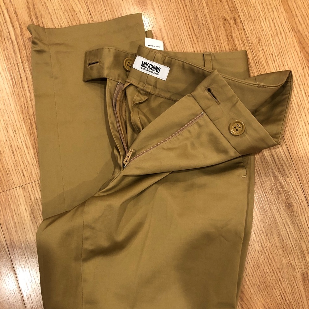 Moschino casual tan color pants